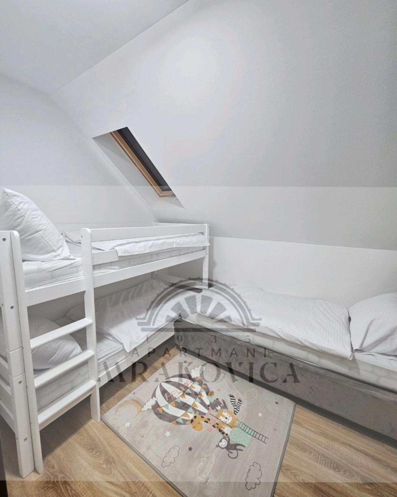 Appartement Mrakovica 1935 à Prijedor Extérieur photo